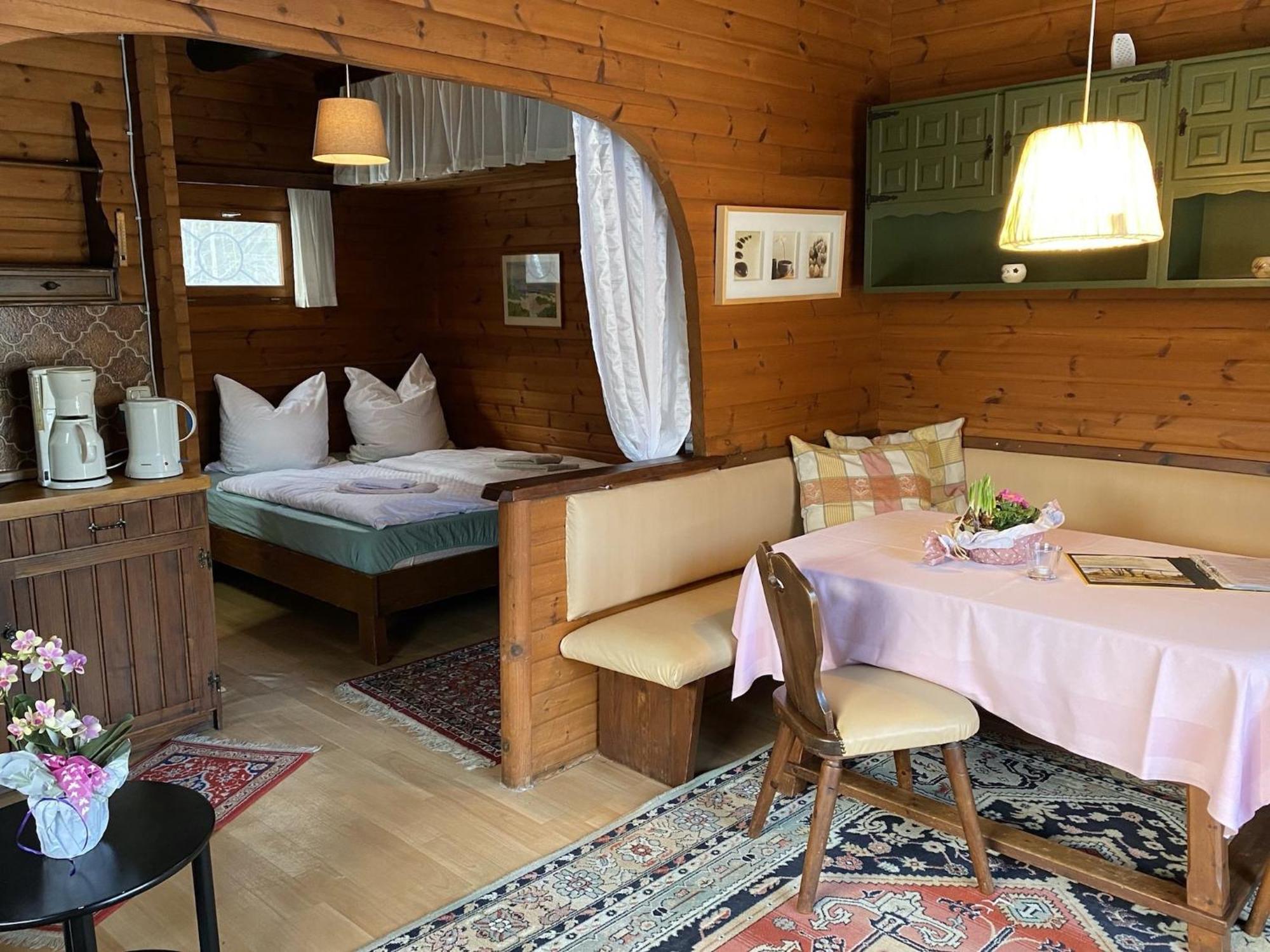 Cozy Holiday Home On A Horse Farm In The L Neburg Heath Eschede Ngoại thất bức ảnh