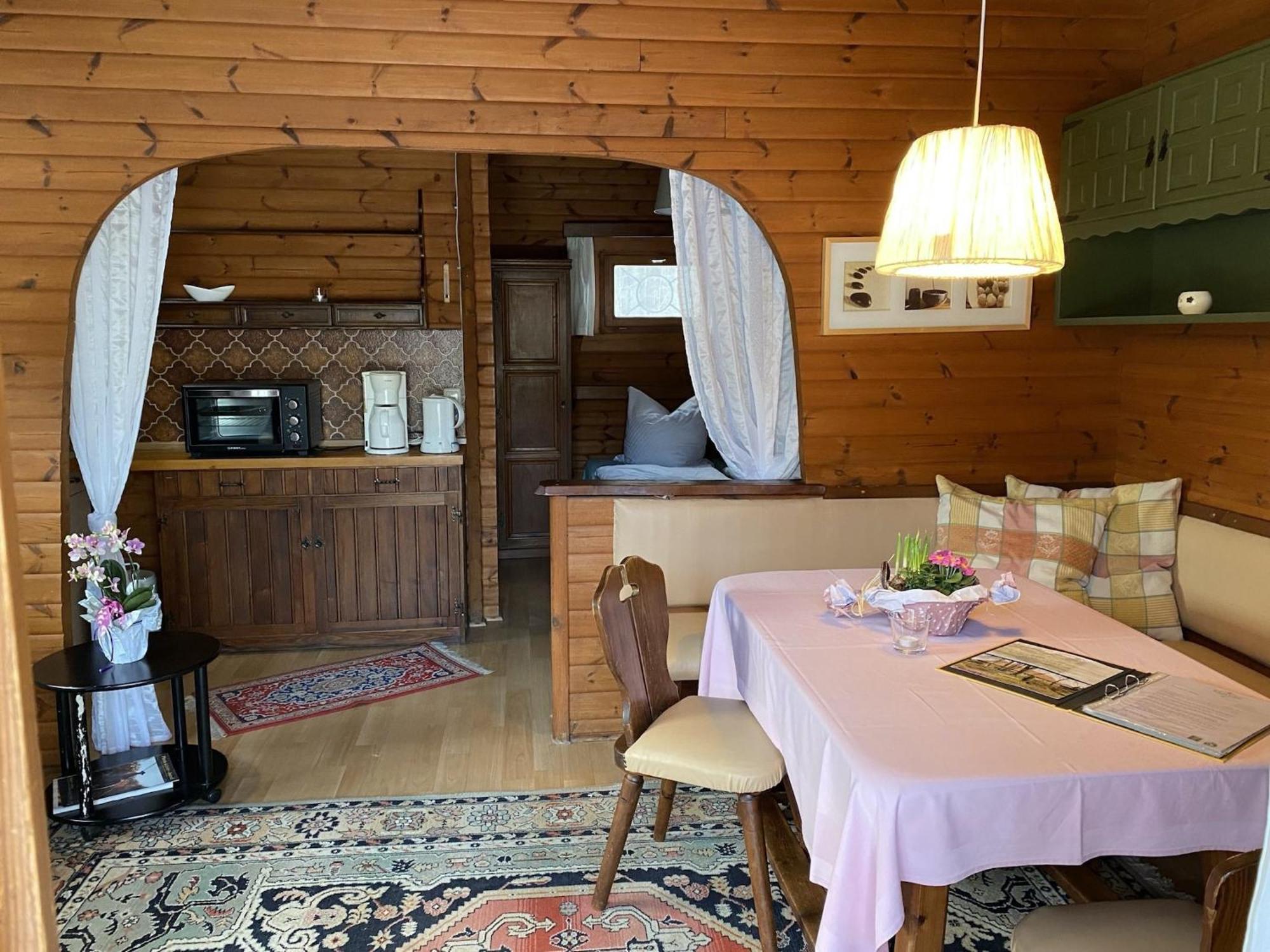 Cozy Holiday Home On A Horse Farm In The L Neburg Heath Eschede Ngoại thất bức ảnh